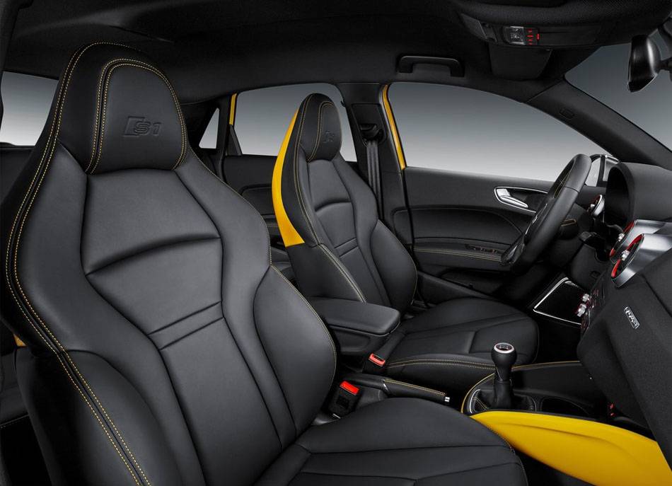 фото интерьера Audi S1 Sportback 2014