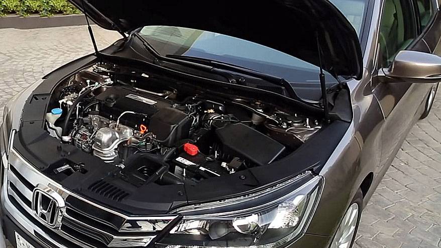 фото двигателя Honda Accord 2015