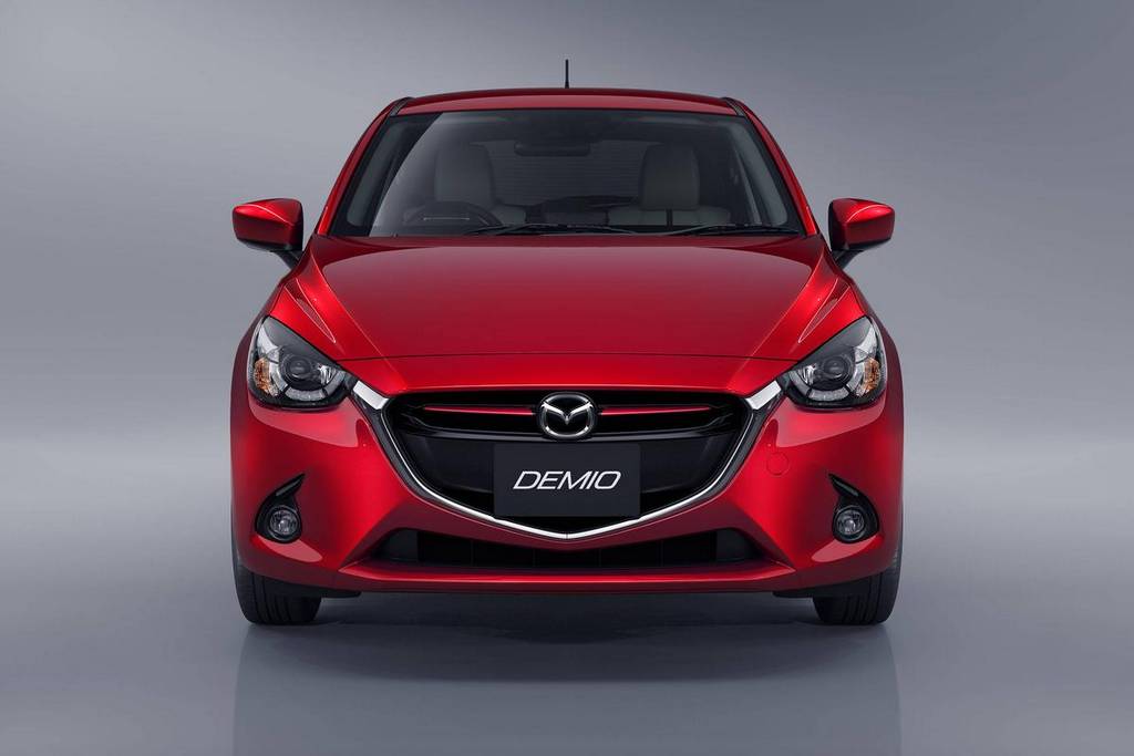 фото Mazda 2 2014-2015