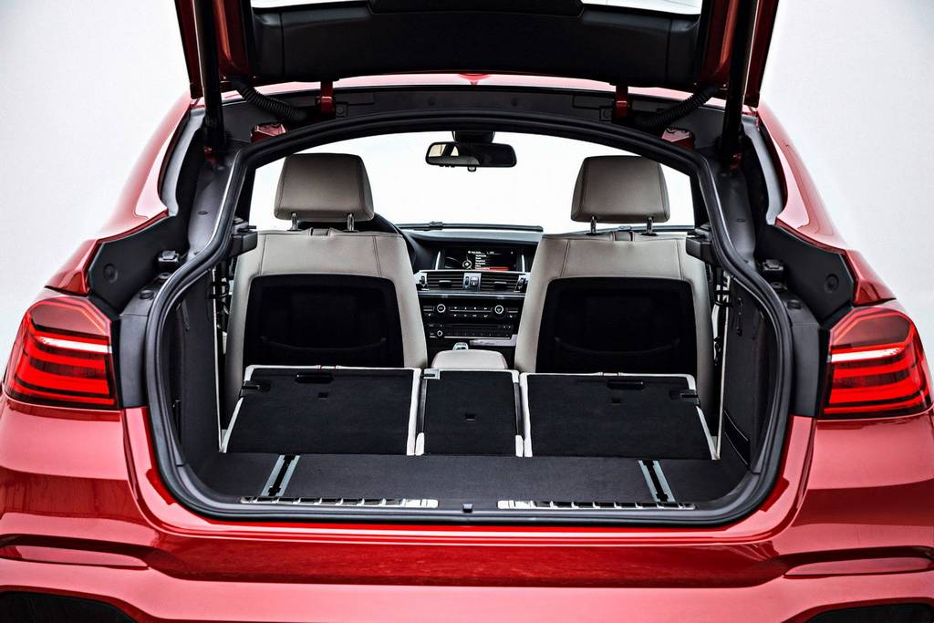 фото багажника BMW X4