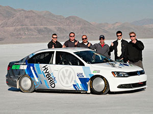 Гибридный Volkswagen Jetta установил рекорд скорости