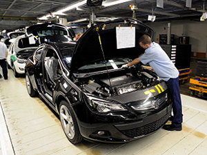 Производство Opel Astra наладят в Англии и Польше