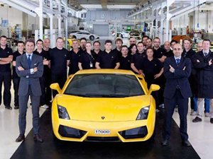 С конвейера сошел 12-ти тысячный Lamborghini Gallardo