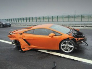Суперкар Lamborghini Gallardo был разбит во время тест-драйва